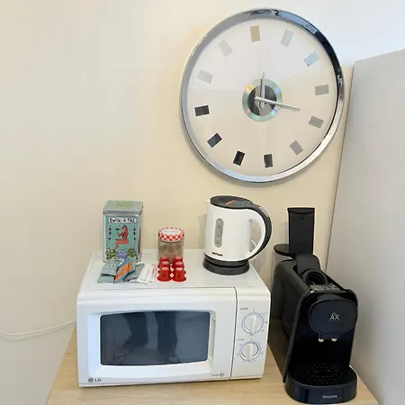 Les Arenes De - Centre 10 Min Gare -parking- 2 * 尼姆